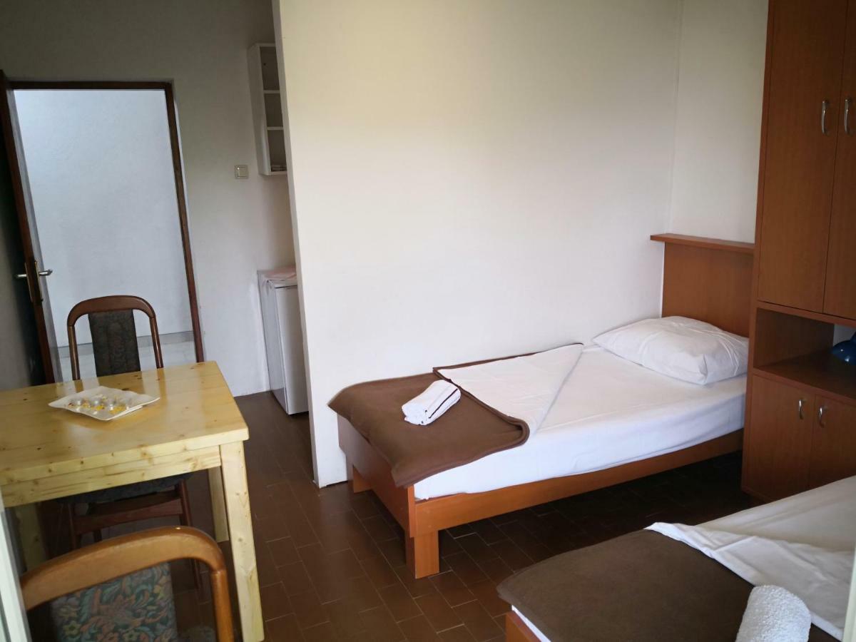 Guesthouse Dupin Vlašići Zewnętrze zdjęcie